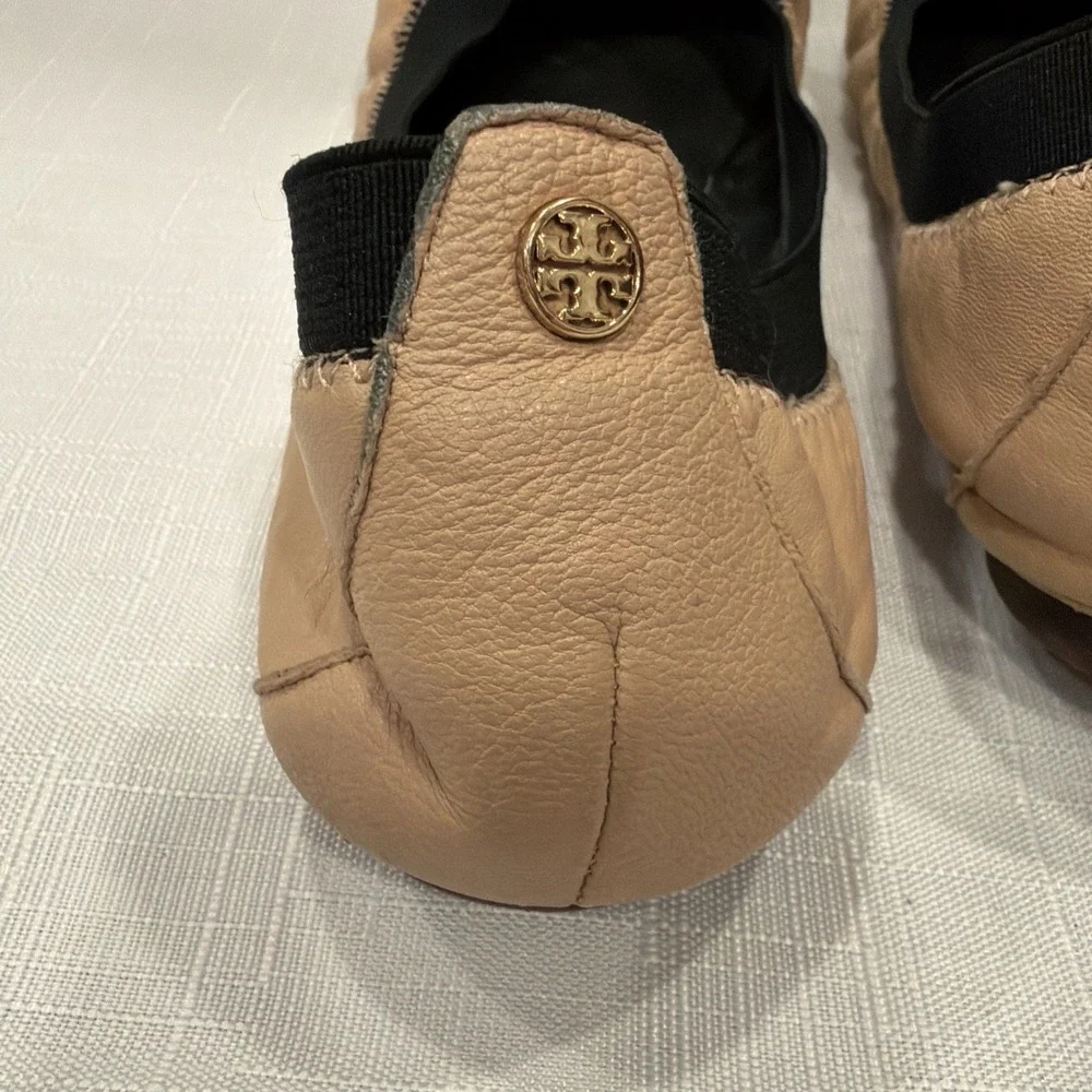 Tory Burch Minnie Cap Toe Ballet Flats Nude Black Leather Sole 8 M Travel Fold